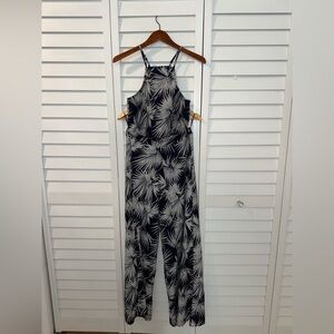 SET: Black & White Palm-Print Top & Wide Leg Pants